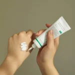 ضد آفتاب فیزیکی ضدلک و شفاف کننده بدون تحریک و استرس کامل اکسیس وای AXIS-Y حجم 50 میل - Image 4