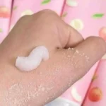 نمک بدن هگزاپپتید هلو رفع زبری و پوست دونه مرغی بیوآکوا bioaqua Peach Hexapeptide Clean Bath Salt حجم ۲۵۰ گرم - Image 2