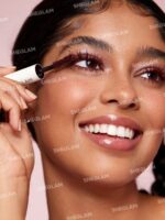 ریمل ضد آب دوسر شیگلم بلند کننده و حجم دهنده رنگ قرمز SHEGLAM Waterproof BURGUNDY - Image 3