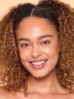 تینت پوست و صورت ضد آفتاب شیگلم SHEGLAM DEW & DONE SPF20 رنگ Wheat حجم 30 میل - Image 3